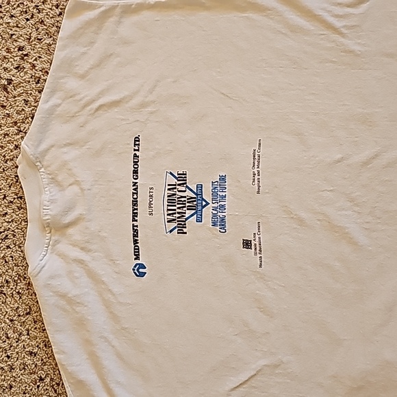 Vintage Chicago College of Osteopathic Medicine T-shirt - Picture 7 of 9